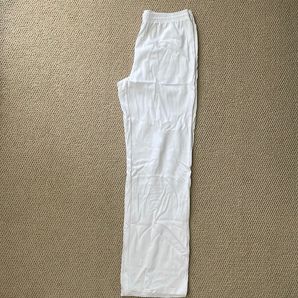 Aritzia -TNA white wide leg high rise pant